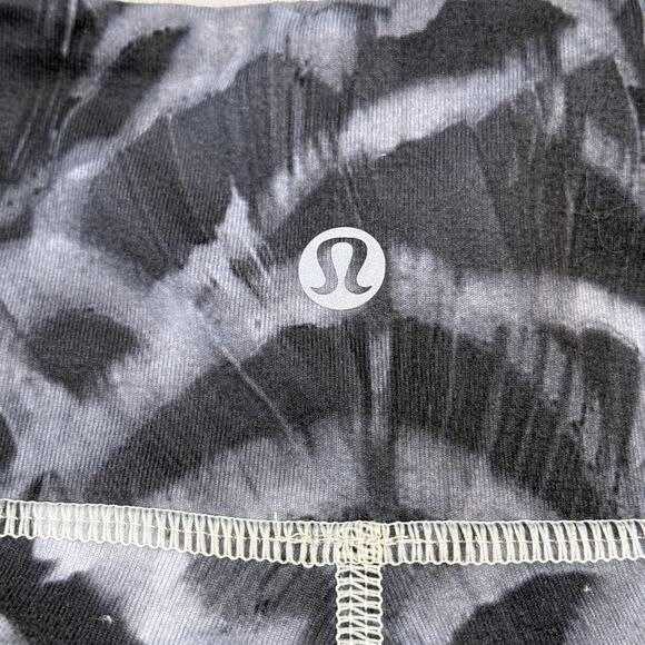 Lululemon Pants Womens 6 Black White Capri Crop High Rise Wunder Under Patterned - Picture 8 of 14